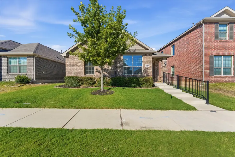 2309 Pyrite Drive, Pilot Point Aubrey, TX 76227 - Image #2