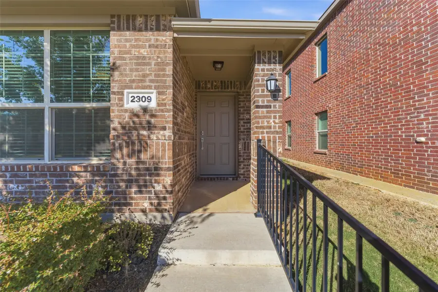 2309 Pyrite Drive, Pilot Point Aubrey, TX 76227 - Image #3