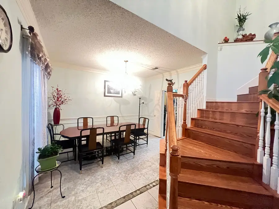 6049 Bent Creek Drive, Haltom City, TX 76137 - Image #3