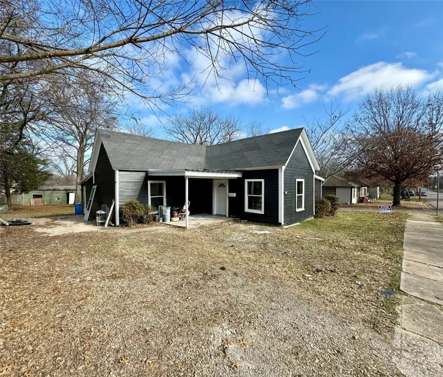 400 S 4th Street, Bonham, TX 75418 - Image #3