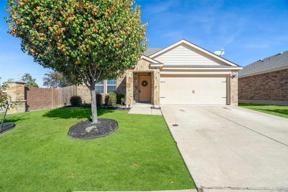 1014 Platinum Drive, Princeton, TX 75407 - Image #1