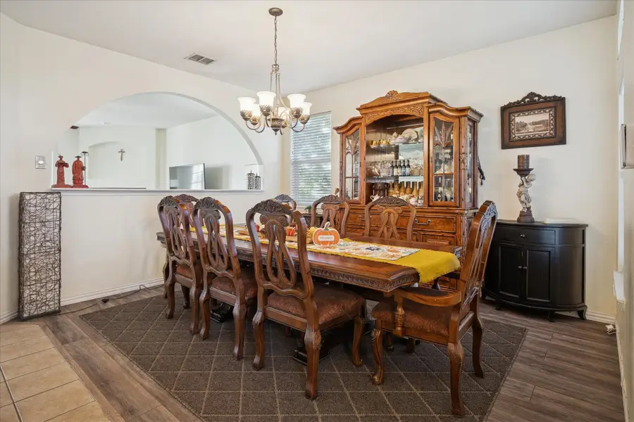 1104 Windhaven Circle, Lewisville, TX 75067 - Image #3