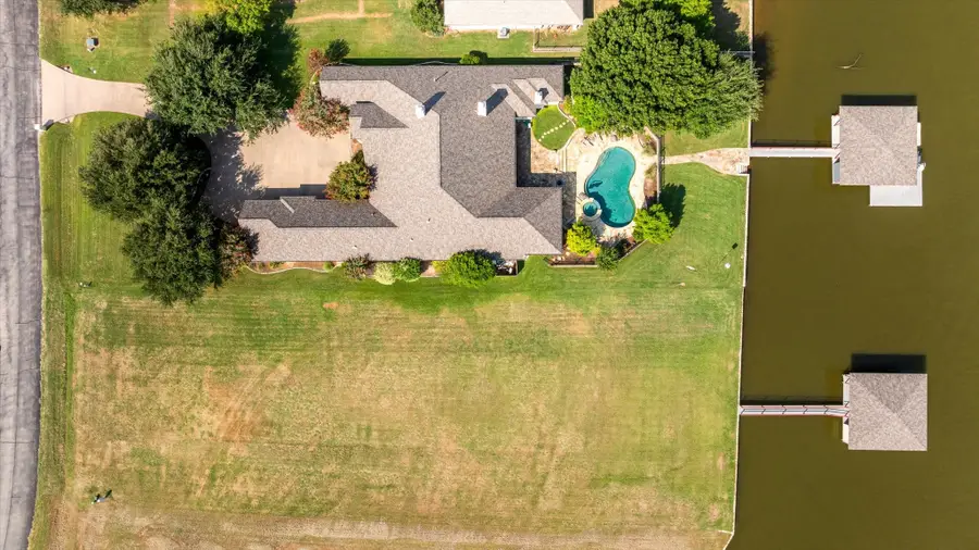 1208 E Baja Court, Granbury, TX 76048 - Image #3