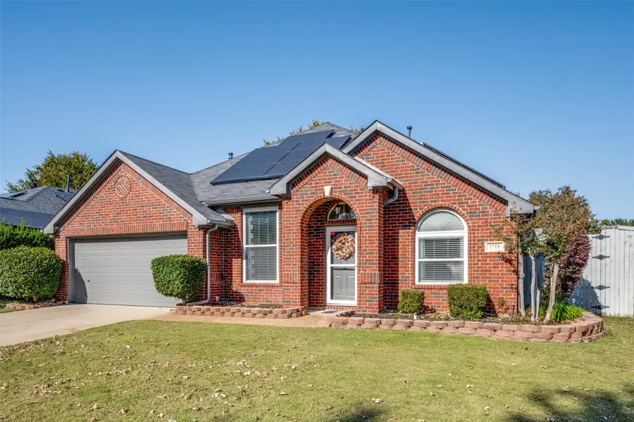 1719 Falcon Drive, Corinth, TX 76210 - Image #2