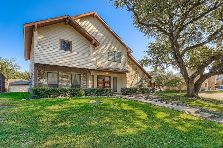 15306 Trails End Drive, Dallas, TX 75248 - Image #2
