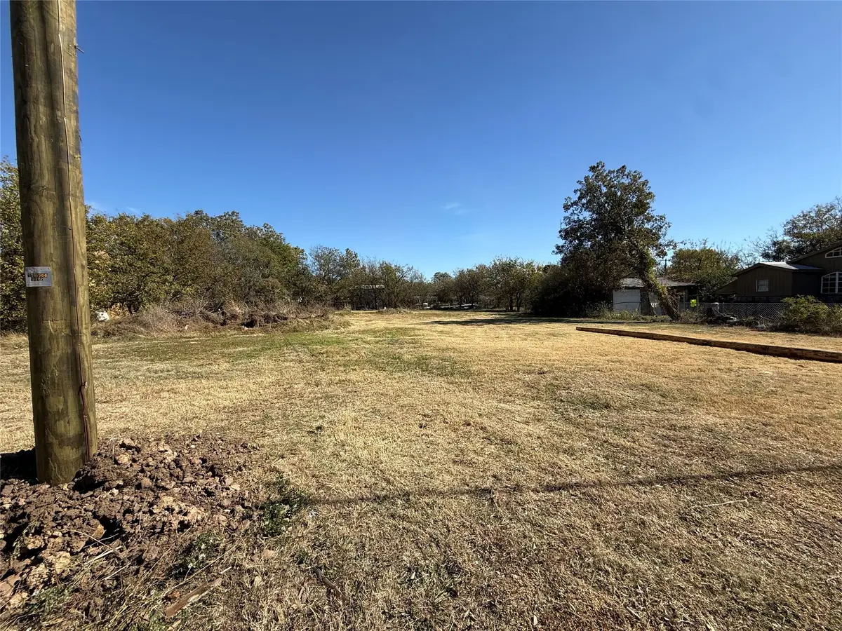 316 N 2nd Street, Jacksboro, TX 76458 - Image #1