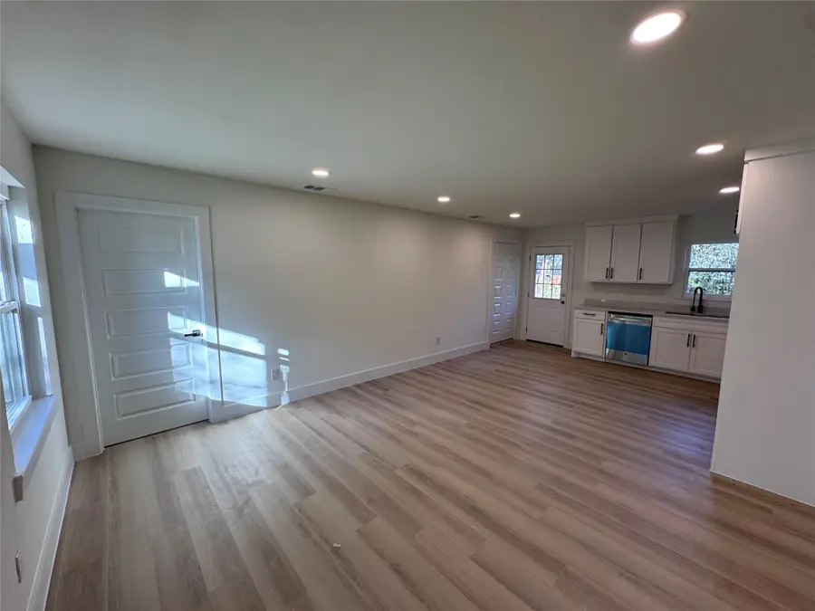 402 Tiawah Drive, Dallas, TX 75217 - Image #3