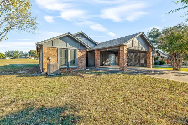6226 Tezcuco Court, Granbury, TX 76049