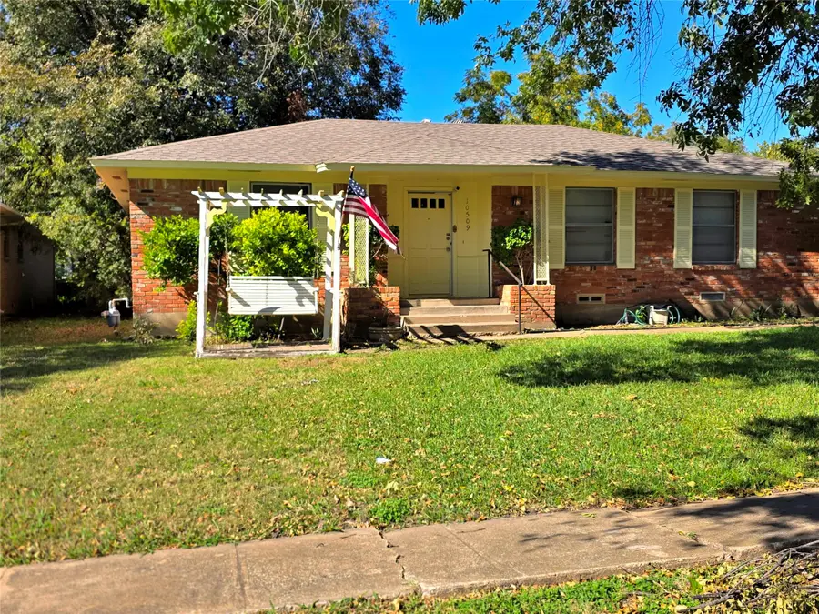 10509 Channel Drive, Dallas, TX 75229 - Image #3