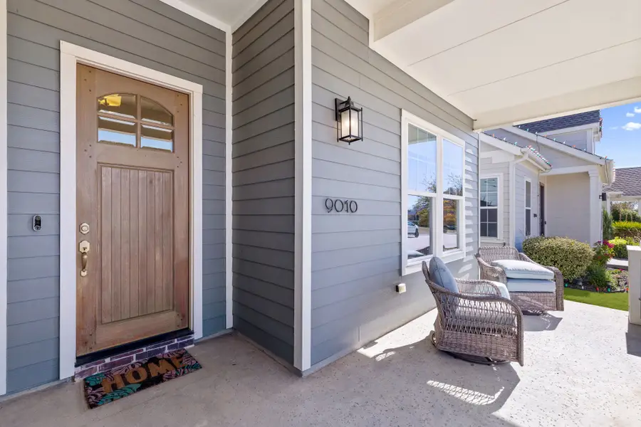 9010 Habersham Drive, Rowlett, TX 75089 - Image #2