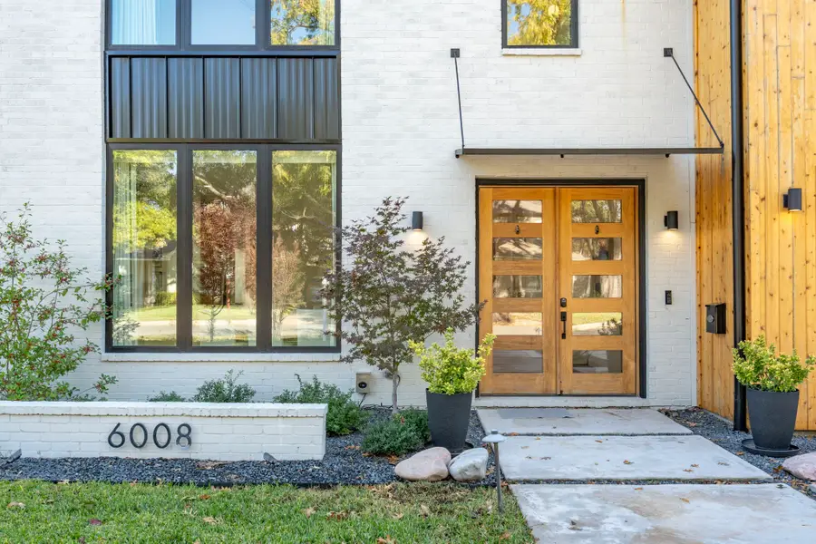 6008 Kenwood Avenue, Dallas, TX 75206 - Image #2