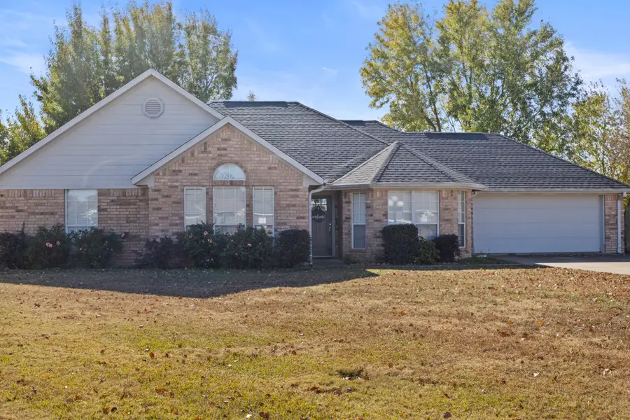 103 Sweet Pea Court, Mount Pleasant, TX 75455 - Image #2