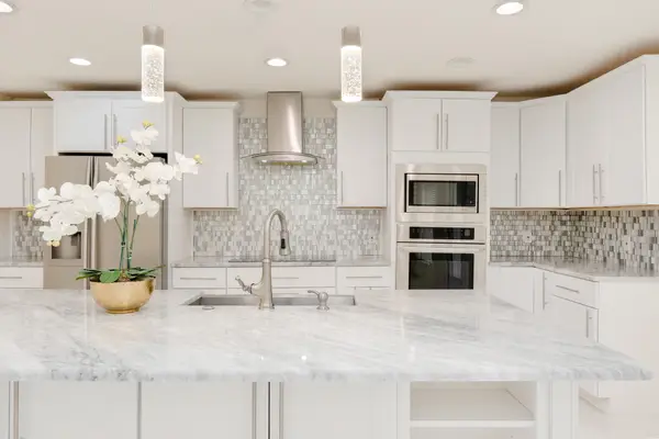 215 Countryside Drive, Arlington, TX 76014