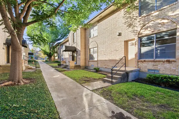 5817 Sandhurst Lane #B, Dallas, TX 75206