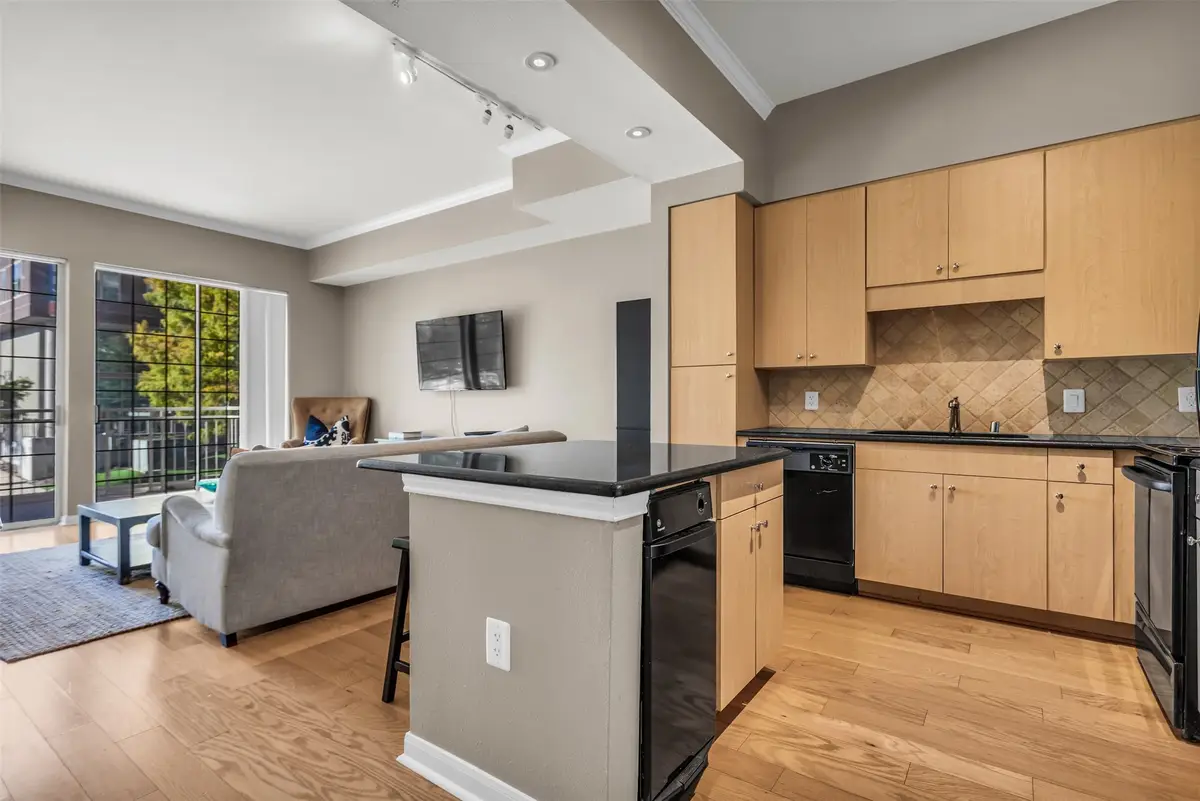 3225 Turtle Creek Boulevard #10, Dallas, TX 75219 - Image #1