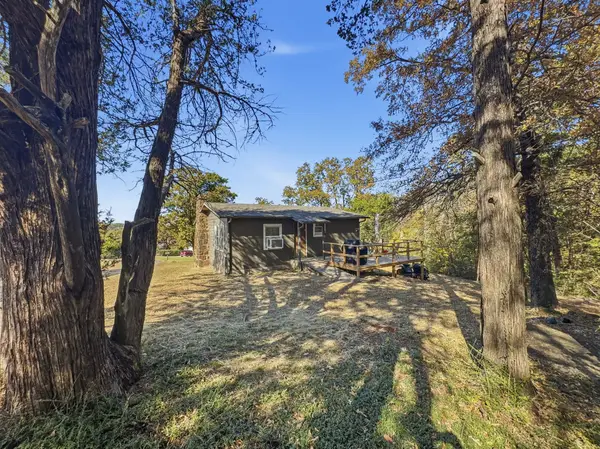 41 Cedar Bayou Boulevard, Gordonville, TX 76245