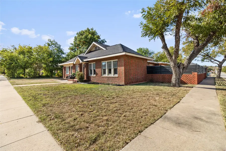 908 S Colorado Street, Coleman, TX 76834 - Image #3
