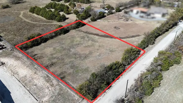 238 Spain Road, Van Alstyne, TX 75495