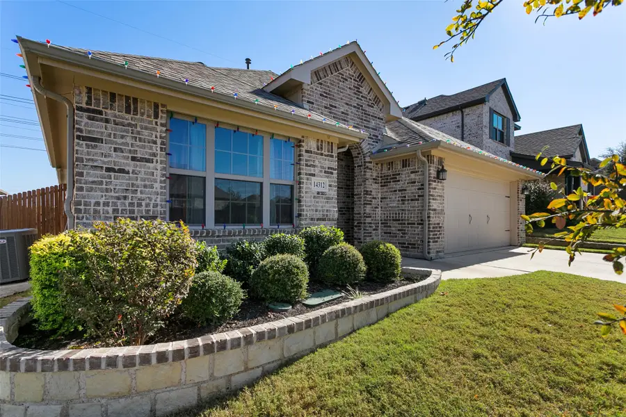14312 Padden Park Lane, Roanoke, TX 76262 - Image #2