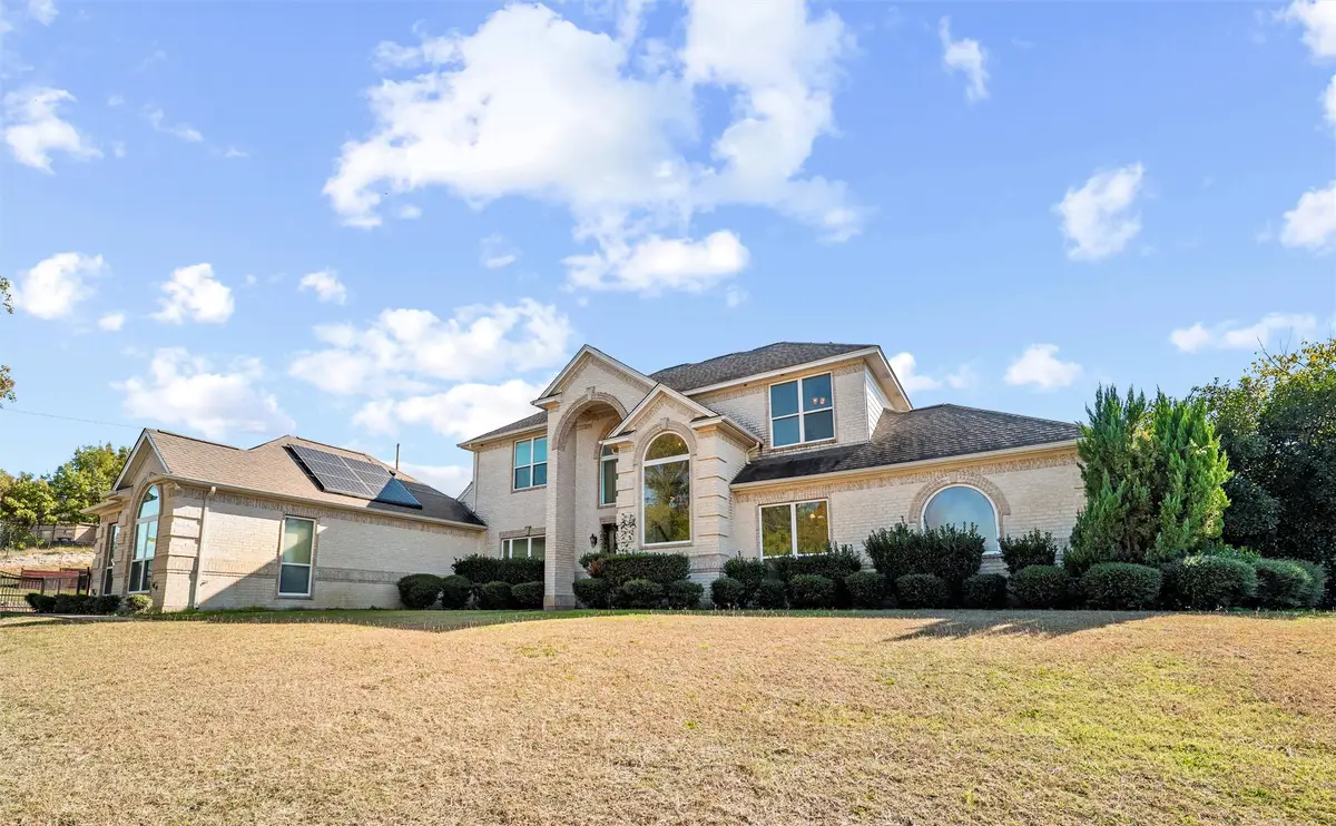 10601 Pack Saddle Trail, Fort Worth, TX 76108 - Image #1