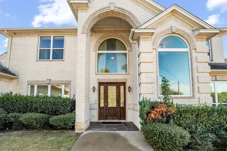 10601 Pack Saddle Trail, Fort Worth, TX 76108 - Image #3