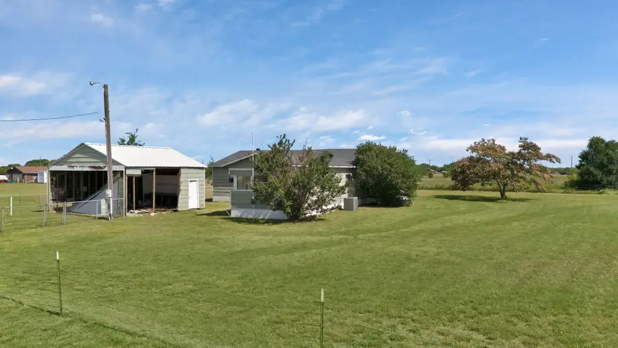 201 Fox Run Road, Cleburne, TX 76033 - Image #3