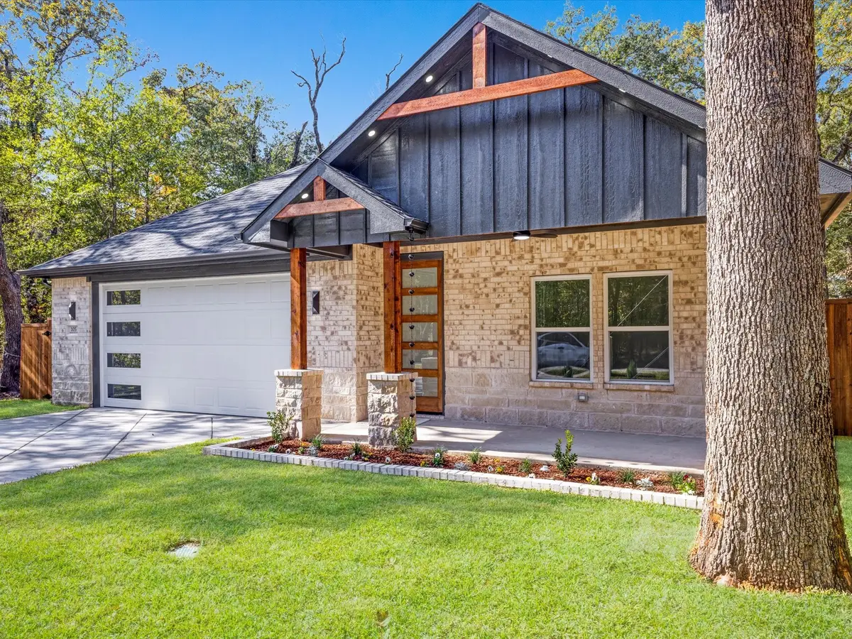 105 Oakwood Drive, Trinidad, TX 75163 - Image #1