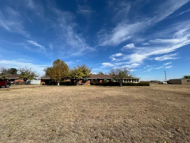 1803 Crowell Highway, Quanah, TX 79252 - Image #1