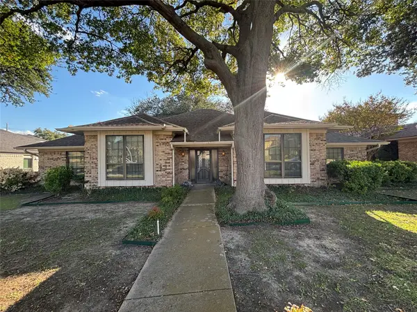 7214 Crooked Oak Drive, Dallas, TX 75248