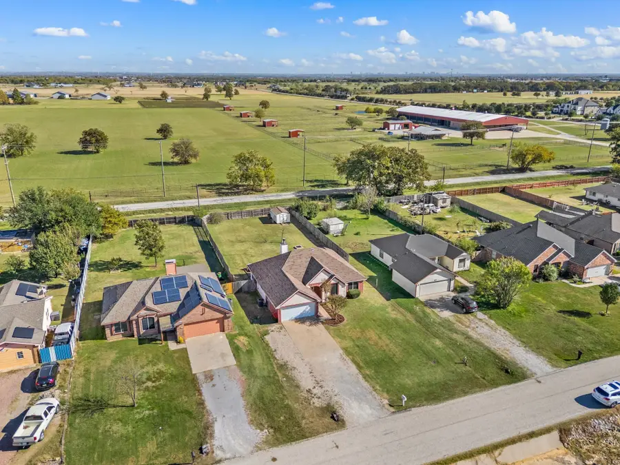 305 Maverick Trail, Oak Point, TX 75068 - Image #3