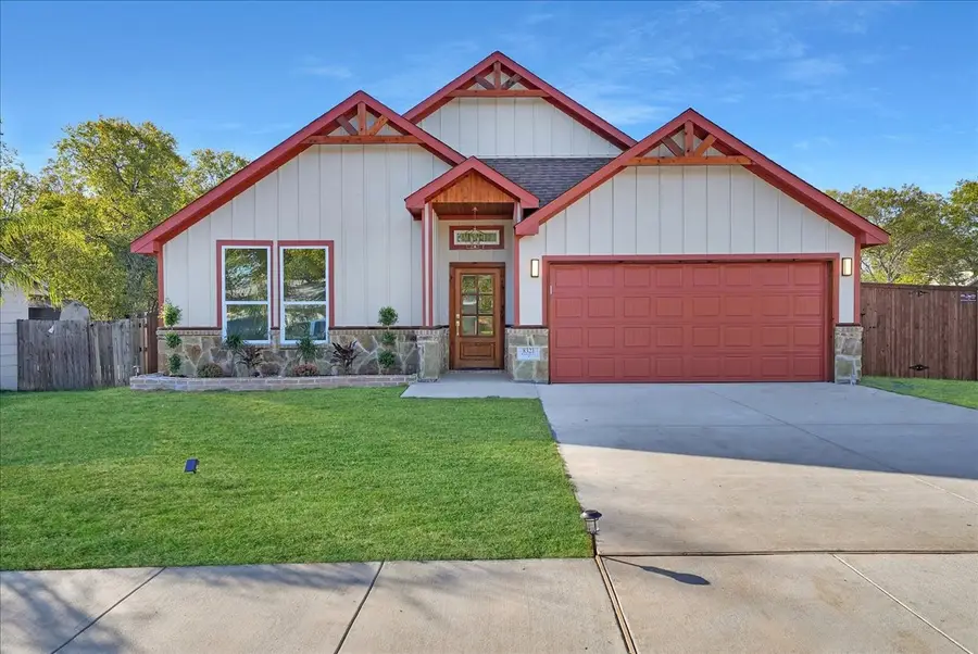 8321 Raymond Avenue, White Settlement, TX 76108 - Image #3