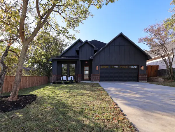 5513 Houghton Avenue, Fort Worth, TX 76107