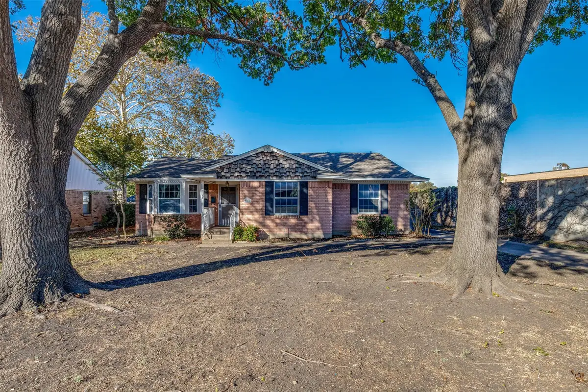 718 Devonshire Drive, Richardson, TX 75080 - Image #1