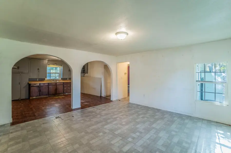 3110 Canada Drive, Dallas, TX 75212 - Image #3