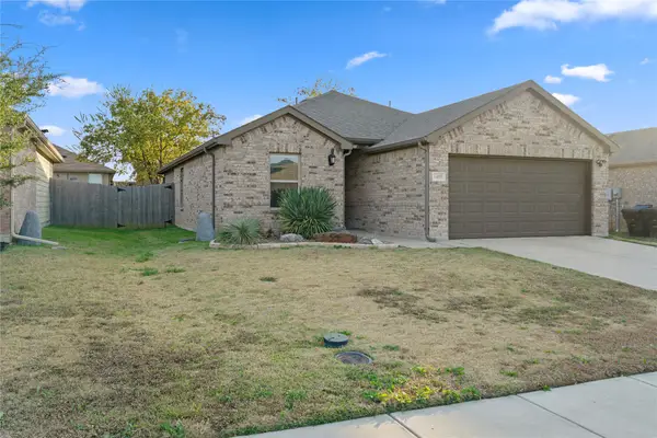 1405 Warringwood Drive, Greenville, TX 75402