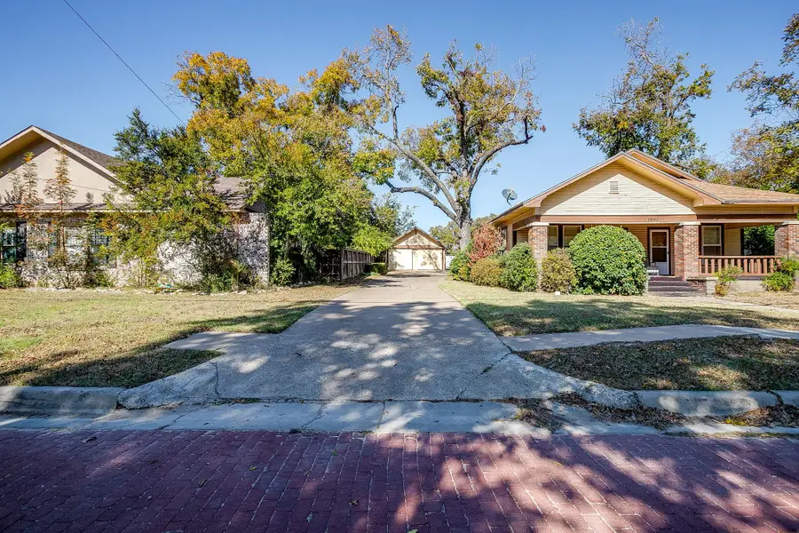 1041 W Vanderbilt Street, Stephenville, TX 76401 - Image #2