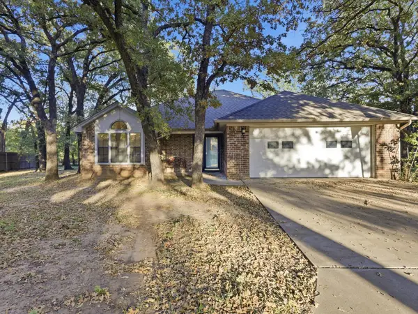 1404 Shady Lane, Decatur, TX 76234