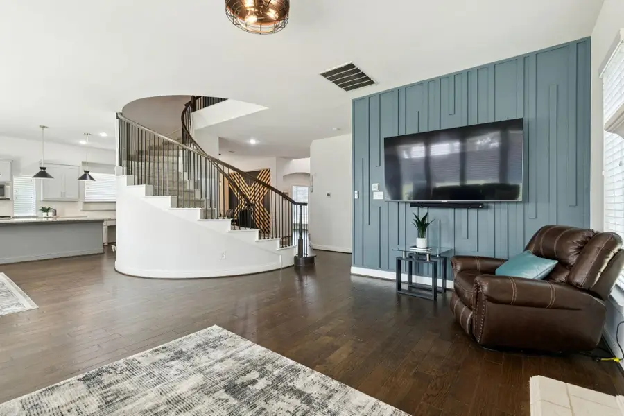 716 Nathanael Greene Court, Aubrey, TX 76227 - Image #3