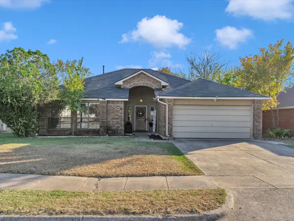 6648 Hightower Drive, Watauga, TX 76148