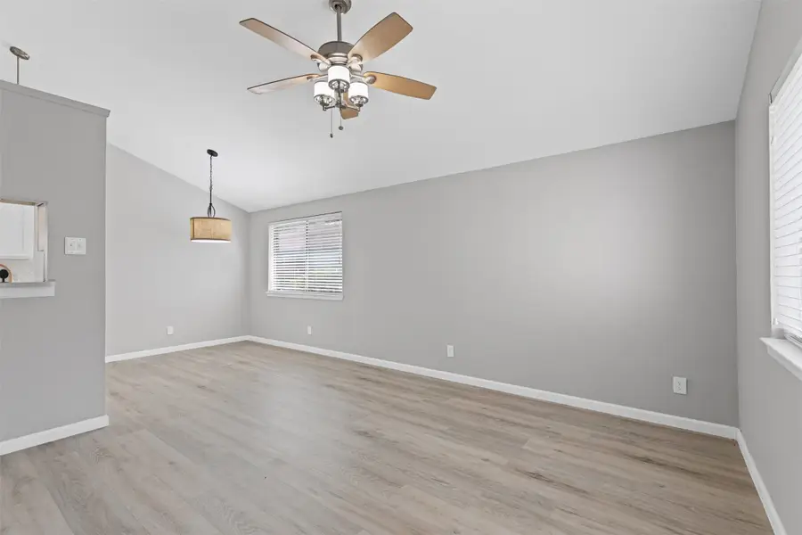 2240 Tarpley Road #422, Carrollton, TX 75006 - Image #3