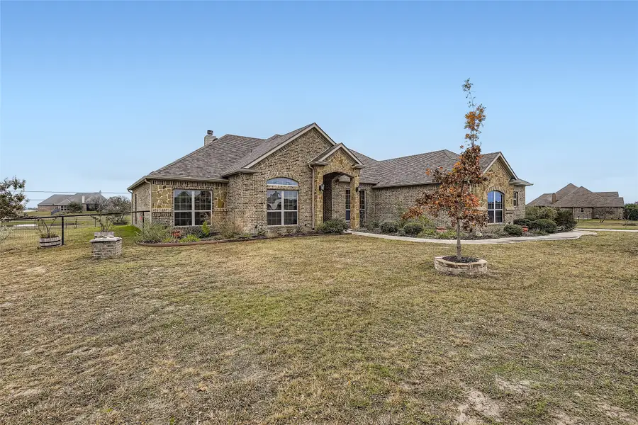 117 Deer Grove Trail, Azle, TX 76020 - Image #3