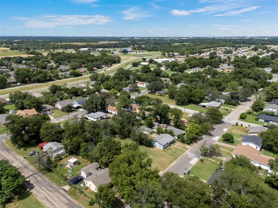 608 Dunbar Street, Waco, TX 76704 - Image #3
