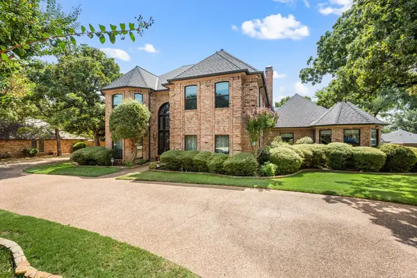 1303 Crest Drive, Colleyville, TX 76034