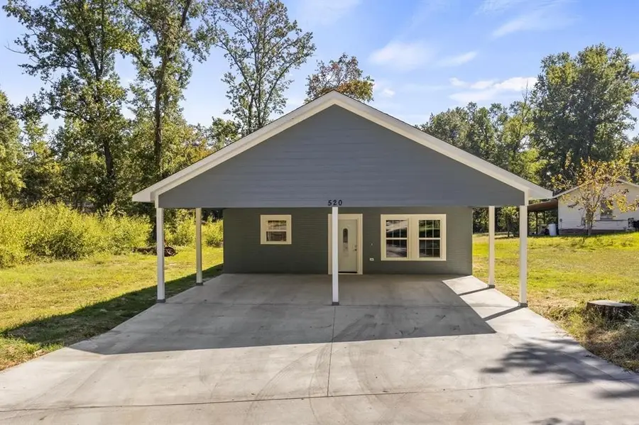 520 N Cecelia, Mount Pleasant, TX 75455 - Image #2