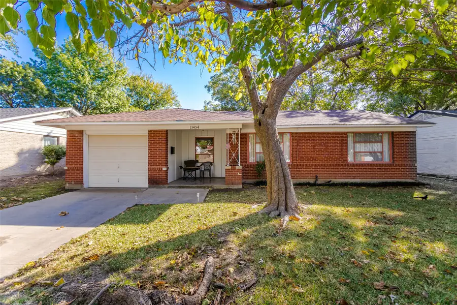 13454 Glenside Drive, Farmers Branch, TX 75234 - Image #2