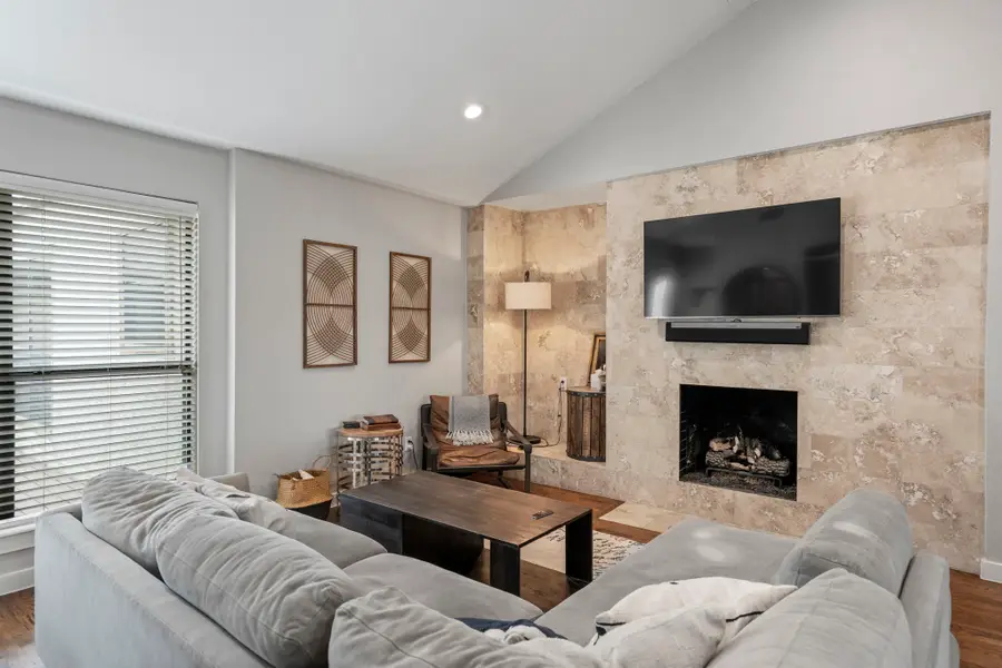 5816 Birchbrook Drive #214, Dallas, TX 75206 - Image #3