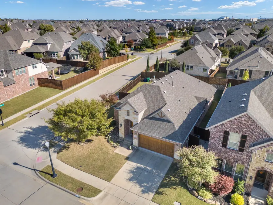 4624 Corral Drive, Carrollton, TX 75010 - Image #3