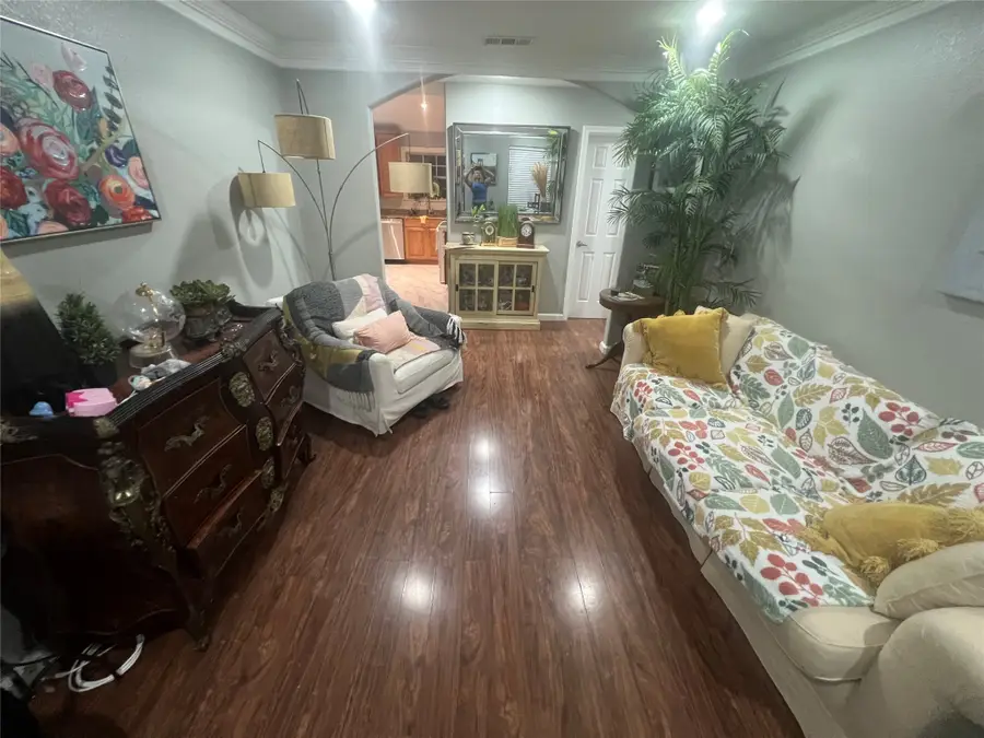 3424 Cardinal Lane, Irving, TX 75062 - Image #2