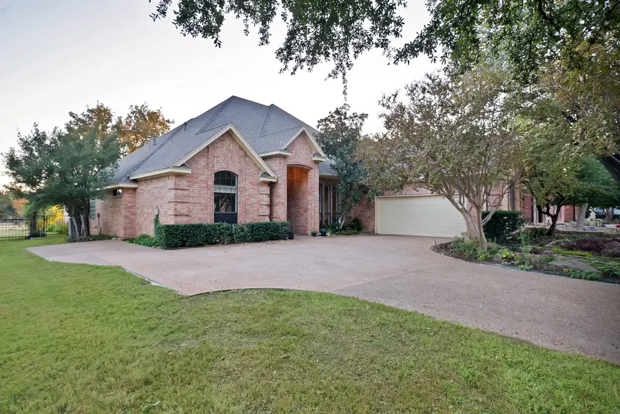 919 Riviera Drive, Mansfield, TX 76063 - Image #3