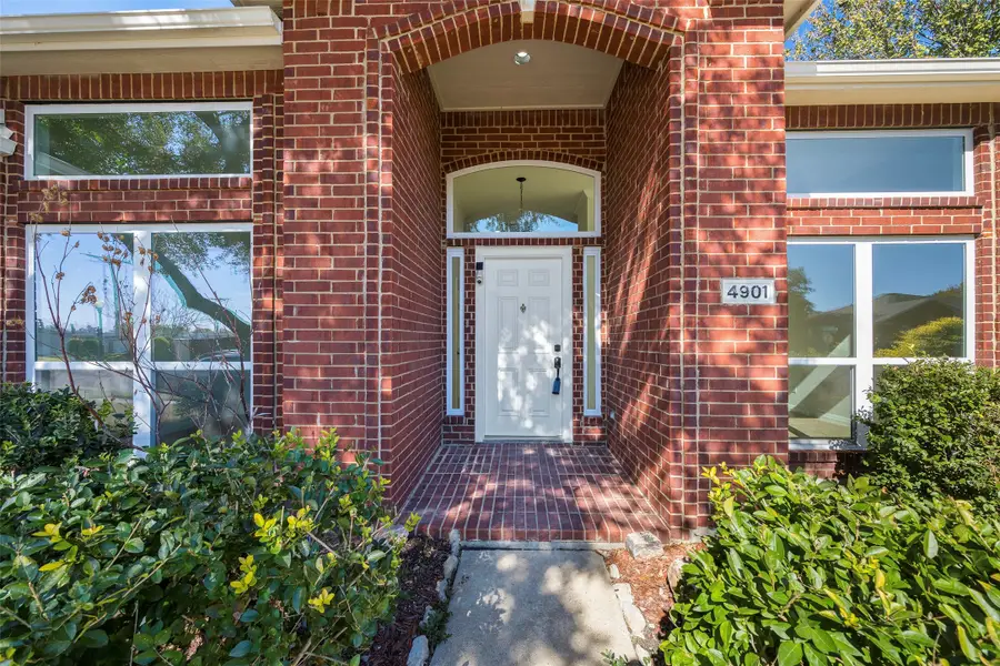 4901 Harborview Boulevard, Rowlett, TX 75088 - Image #3